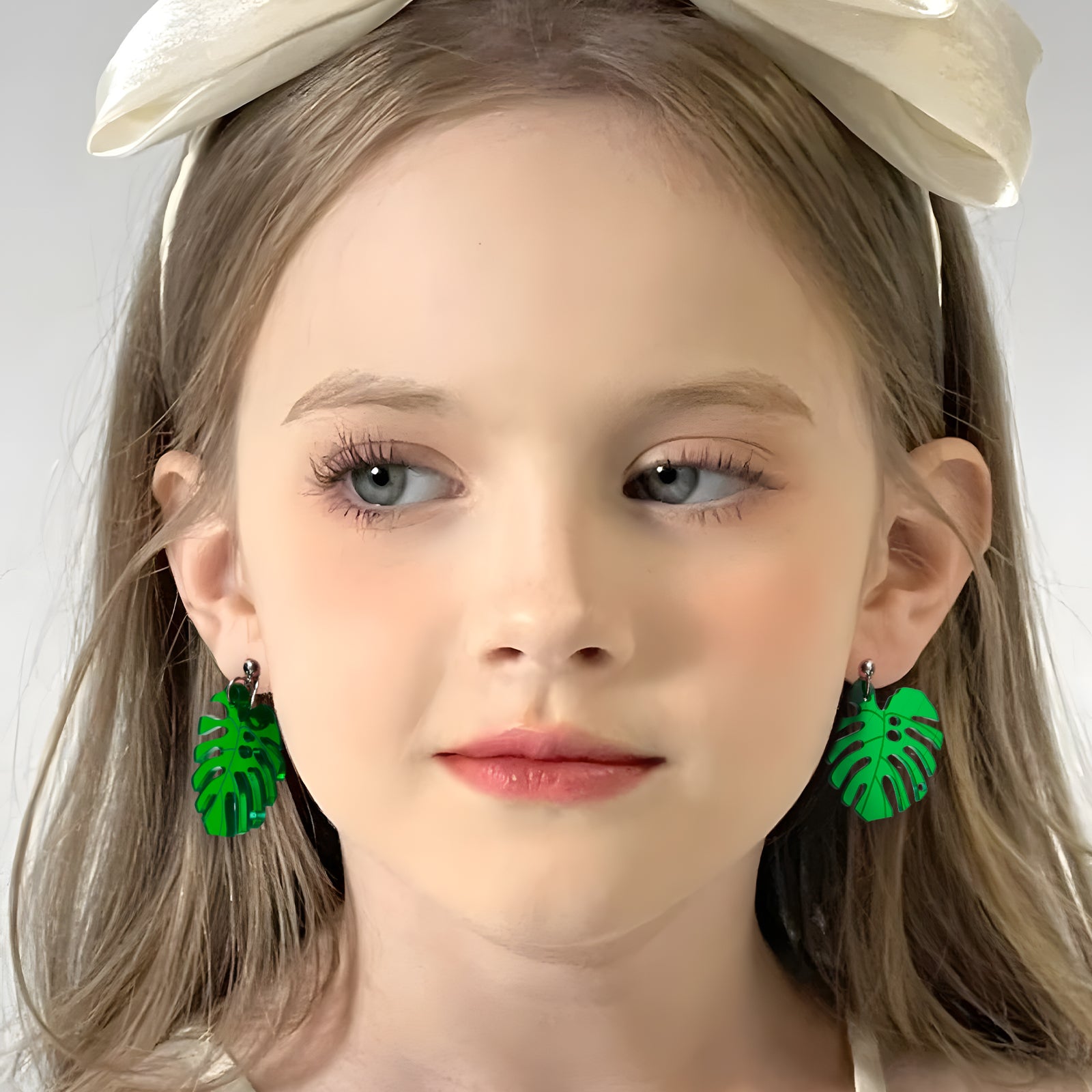 Minimalist Leaves Ear Clip/Earrings