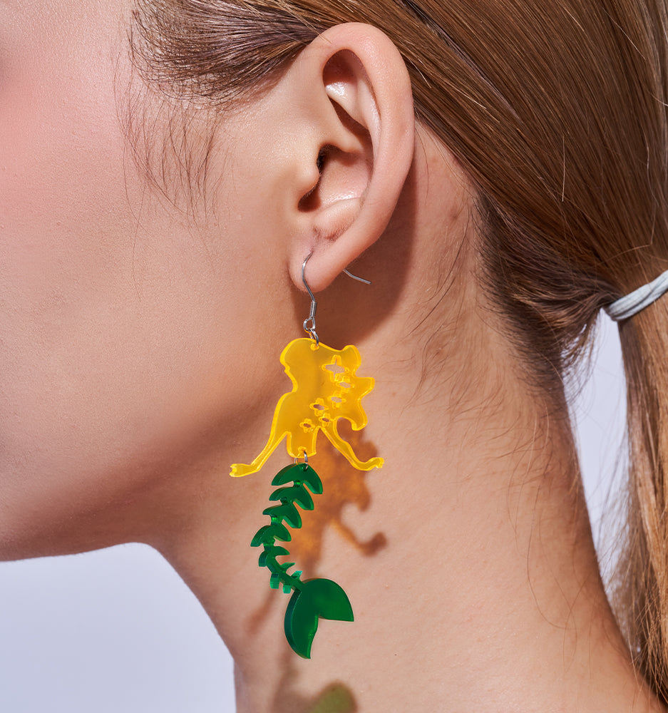 wooyas acrylic earrings