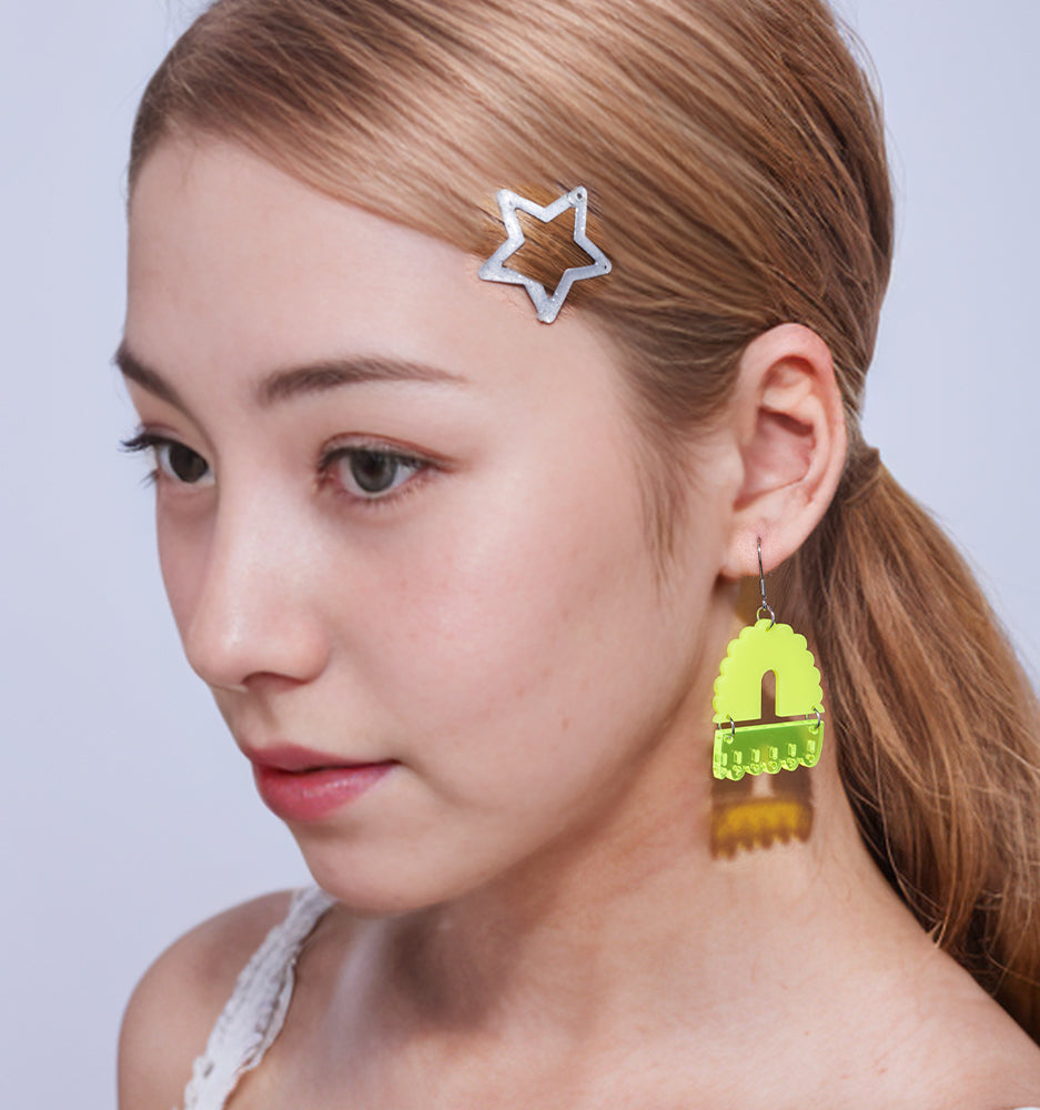 wooyas acrylic earrings