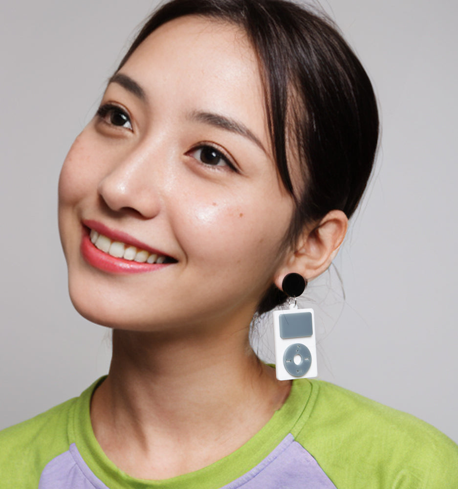 wooyas acrylic earrings