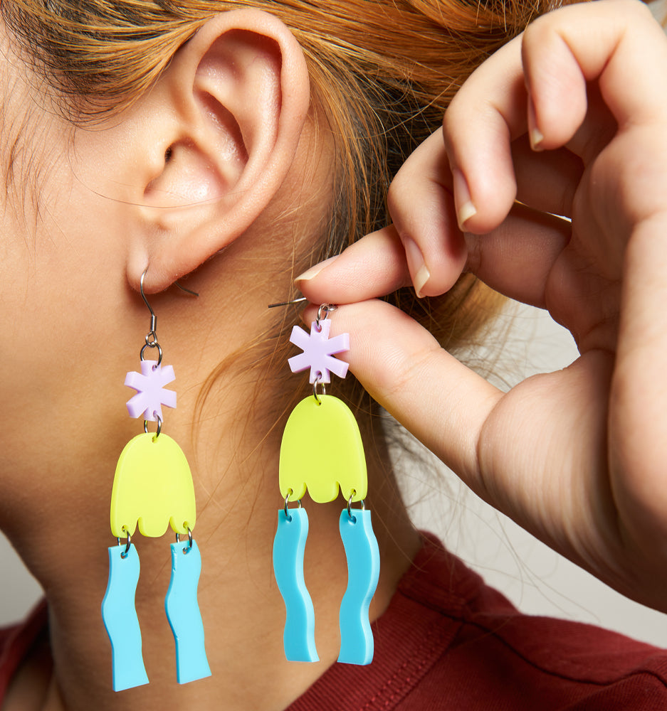 wooyas acrylic earrings