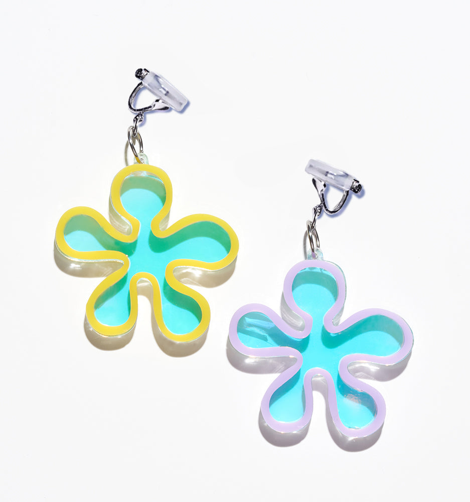 Bicolor Daisy Earrings/Ear Clip